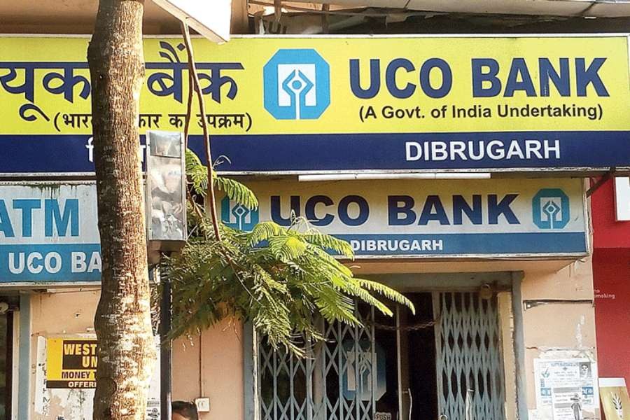 UCO Indian bank credited 820 crores in to the bank account holders and 649 crores only return back